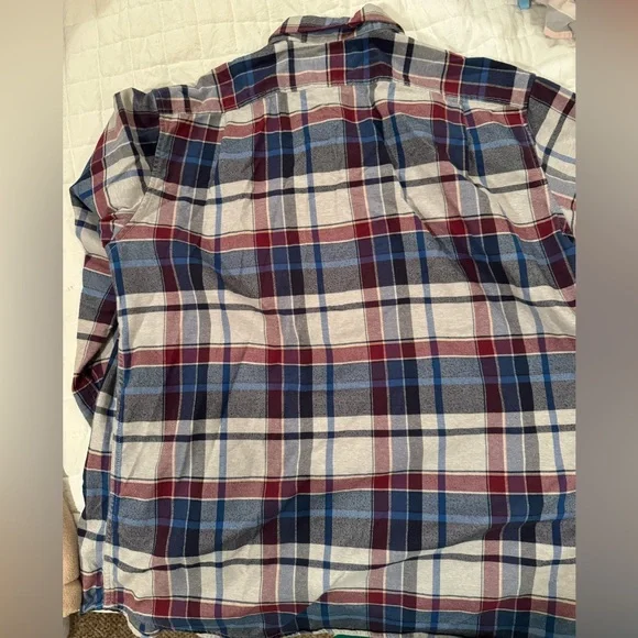 Large Eddie Bauer Button Up long sleeve shirt - Picture 2 of 2